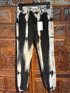 VERVET BY FLYING MONKEY Black and Bleach Tie-Dye High-Rise Skinny Jeans
